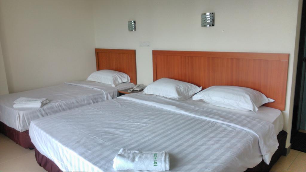 101 Hotel Miri Chambre photo