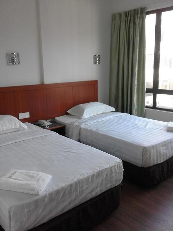 101 Hotel Miri Extérieur photo