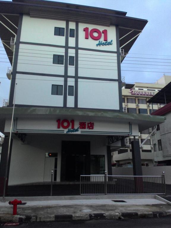 101 Hotel Miri Extérieur photo